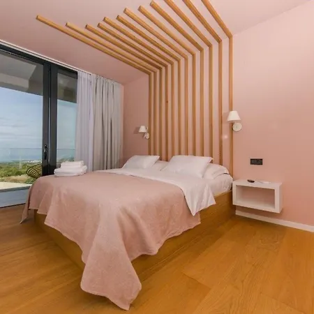 Nyaraló Ferienhaus Mit Privatpool Fur 8 Personen Ca 290 Qm In Primosten, Dalmatien Norddalmatien
